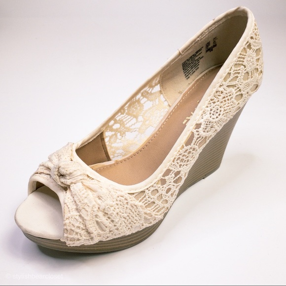 American Eagle By Payless Shoes - American Eagle crochet Offwhite PeepToe Wedges